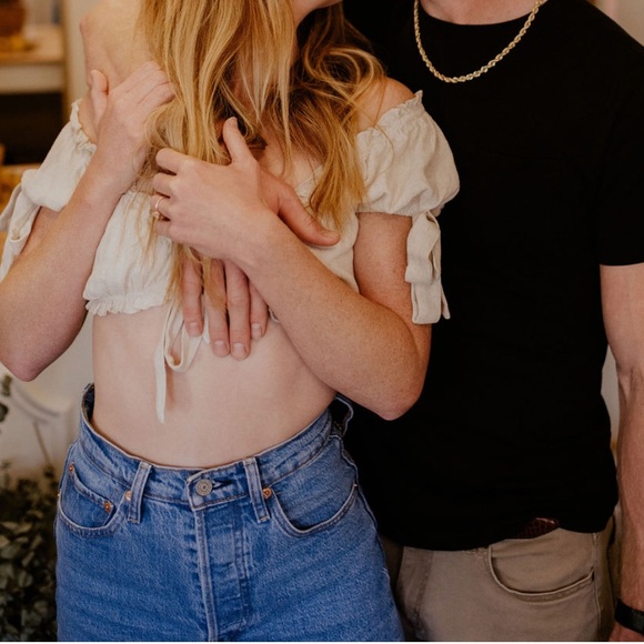 12th tribe Linen Tie Top - Picture 5 of 9